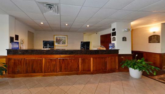 Baymont By Wyndham Madisonville Exterior foto