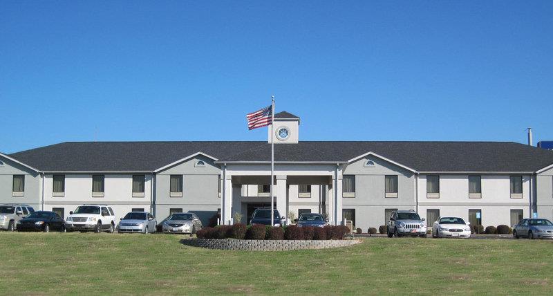 Baymont By Wyndham Madisonville Exterior foto